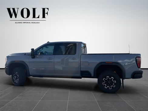 Used 2024 GMC Sierra 2500 AT4X AWD/4WD image 7