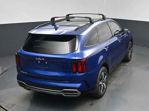 Used 2023 Kia Sorento S w/ Panoramic Sunroof Package FWD image 25