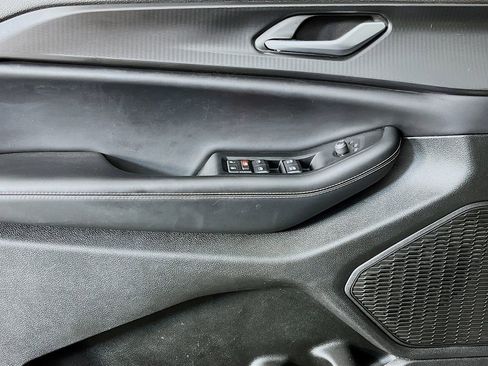 Used 2023 Jeep Grand Cherokee L Laredo AWD/4WD image 25