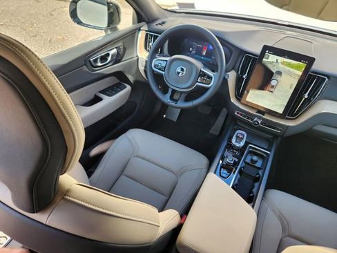 New 2026 Volvo XC60 B5 Plus w/ Protection Package Premier image 10
