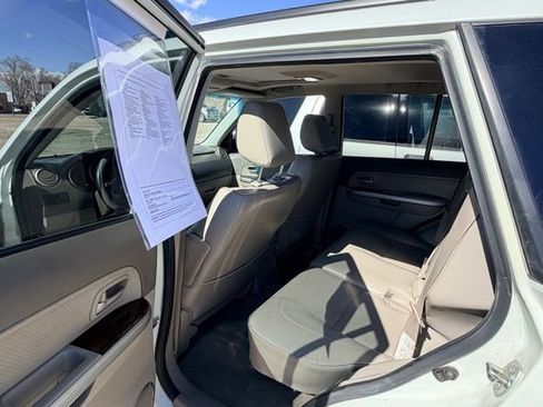 Used 2008 Suzuki Grand Vitara Luxury image 12