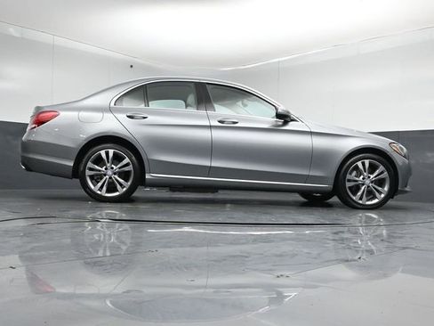 Used 2016 Mercedes-Benz C 300 4MATIC Sedan image 43