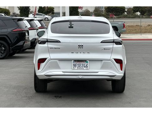 Used 2024 Buick Envista Avenir FWD image 5