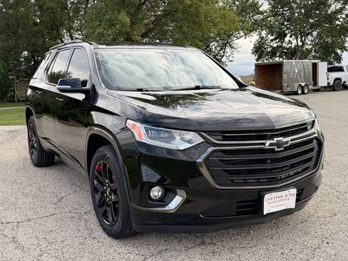 Used 2019 Chevrolet Traverse Premier w/ Redline Edition AWD/4WD image 7