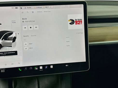 Used 2022 Tesla Model Y Performance AWD/4WD image 19