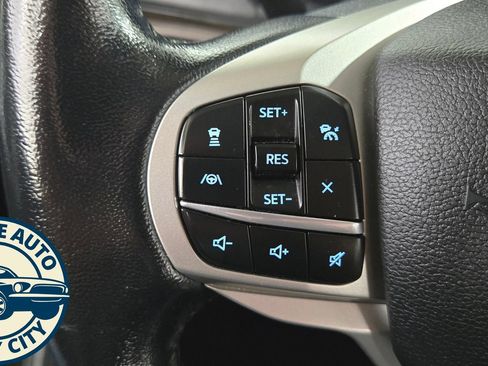 Used 2021 Ford Explorer Limited AWD/4WD image 13