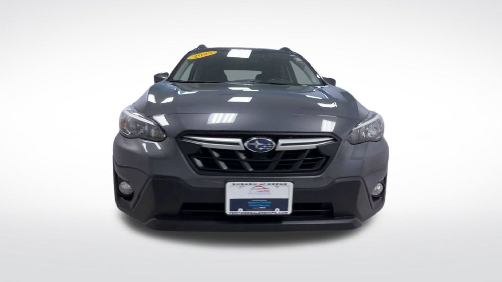 Used 2023 Subaru Crosstrek 2.0i Premium AWD/4WD image 3