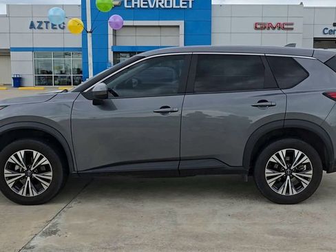 Used 2023 Nissan Rogue SV FWD image 5