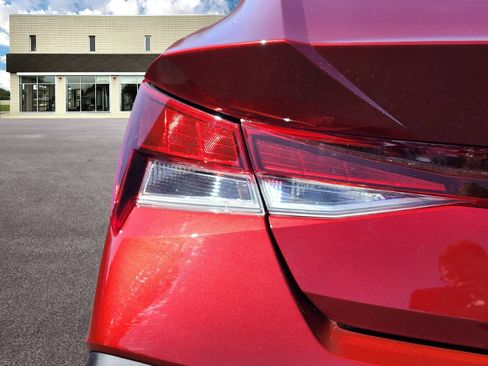 New 2026 Hyundai Elantra SE FWD image 9