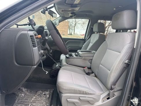 Used 2017 Chevrolet Silverado 1500 Custom w/ Custom Convenience Package image 10