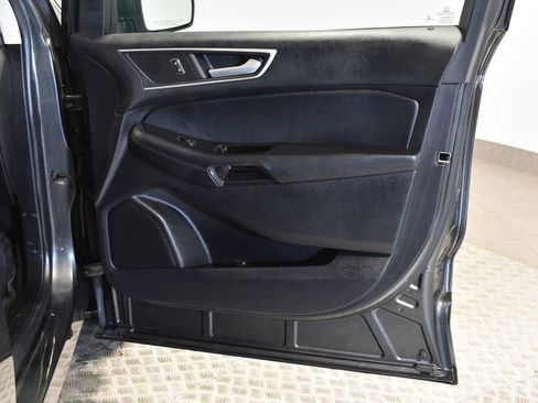 Used 2020 Ford Edge SEL w/ Convenience Package image 33