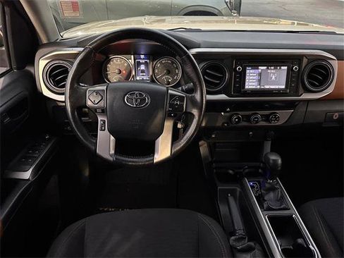 Certified 2017 Toyota Tacoma SR5 w/ Tow Package image 11