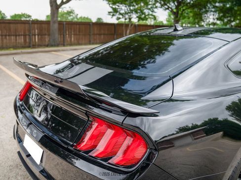 Used 2022 Ford Mustang Shelby GT500 w/ Technology Package image 39