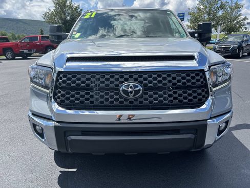 Used 2021 Toyota Tundra SR5 AWD/4WD image 13