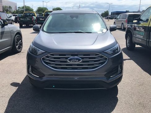 Used 2024 Ford Edge Titanium AWD/4WD image 9