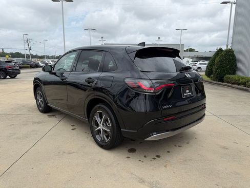 Used 2024 Honda HR-V EX-L image 9