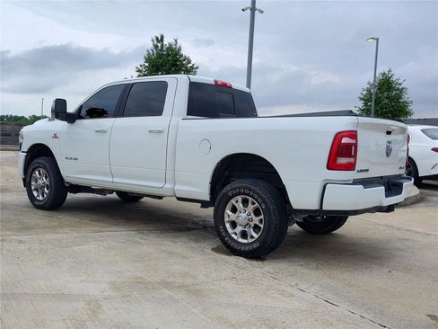 Used 2024 RAM 2500 Laramie AWD/4WD image 4