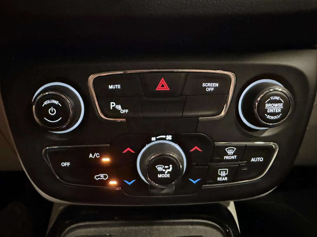 Used 2020 Jeep Compass Limited w/ Safety & Security Group FWD image 34