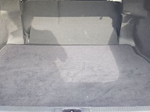 Used 2022 Toyota Camry SE FWD image 29