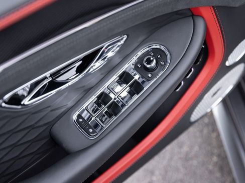 Used 2025 Bentley Continental GT Speed image 20