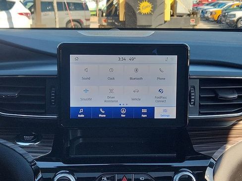 Certified 2023 Ford Explorer Limited w/ Equipment Group 301A image 16