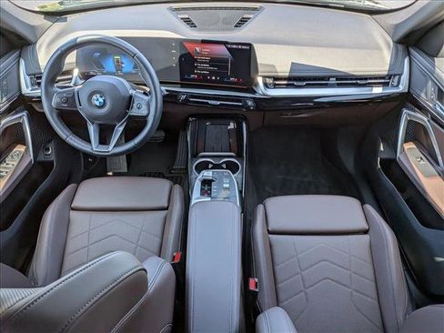 Used 2025 BMW X1 xDrive28i w/ Convenience Package AWD/4WD image 18