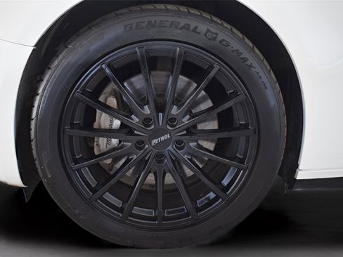Used 2014 Maserati Ghibli RWD image 30