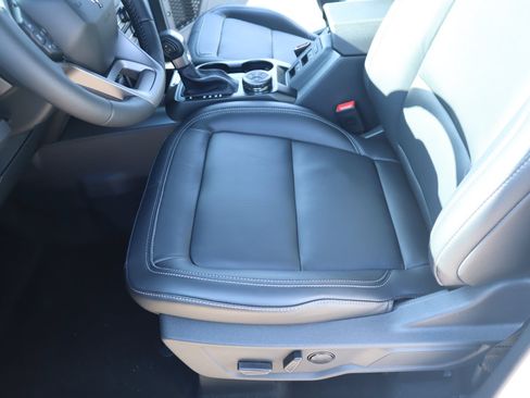 New 2026 Ford Bronco Outer Banks AWD/4WD image 12
