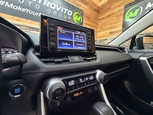 Used 2021 Toyota RAV4 XLE Premium AWD/4WD image 18