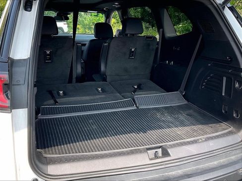 Used 2024 GMC Acadia AT4 AWD/4WD image 38