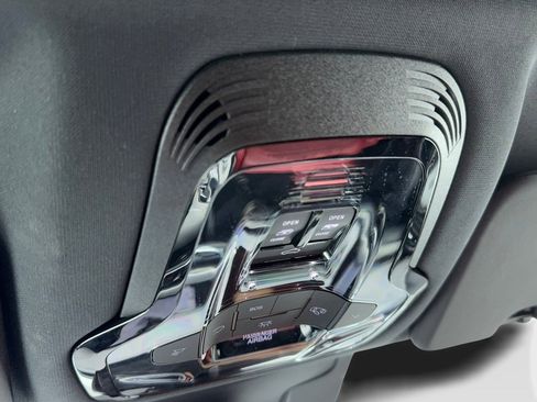 Used 2024 Alfa Romeo Stelvio Veloce image 33