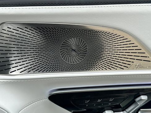 Used 2026 Mercedes-Benz Maybach SL 680 image 21