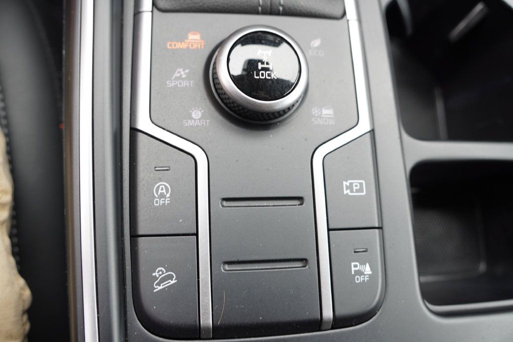 Certified 2023 Kia Sorento S AWD/4WD image 30