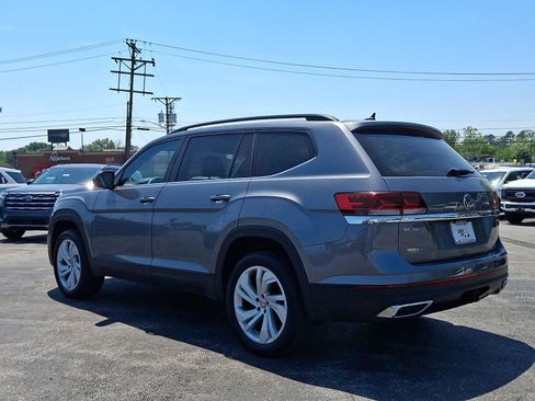 Used 2023 Volkswagen Atlas SE AWD/4WD image 4