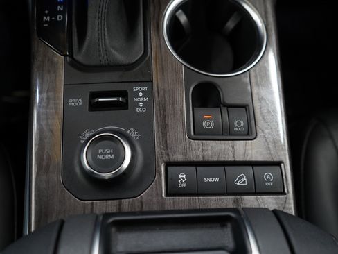 Used 2021 Toyota Highlander Platinum AWD/4WD image 25