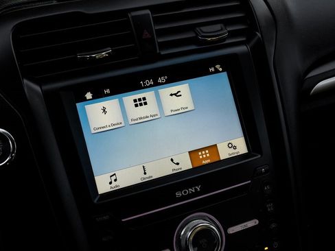 Used 2017 Ford Fusion Titanium image 43