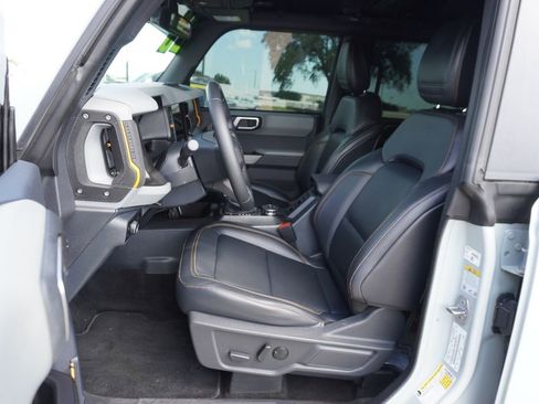 Certified 2023 Ford Bronco Badlands AWD/4WD image 7
