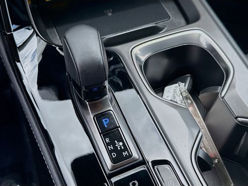 Used 2025 Lexus NX 250 FWD w/ Accessory Package (K3) image 13