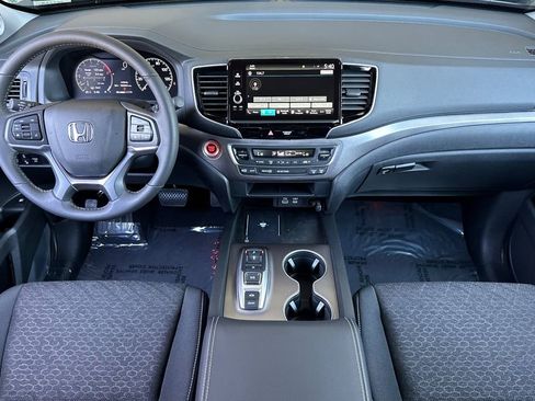 New 2025 Honda Ridgeline Sport image 15