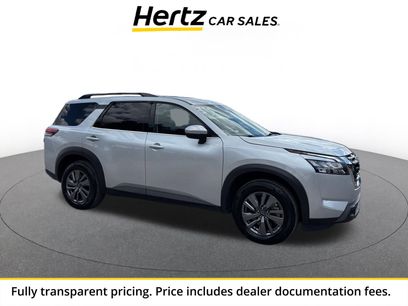 Used 2025 Nissan Pathfinder SV