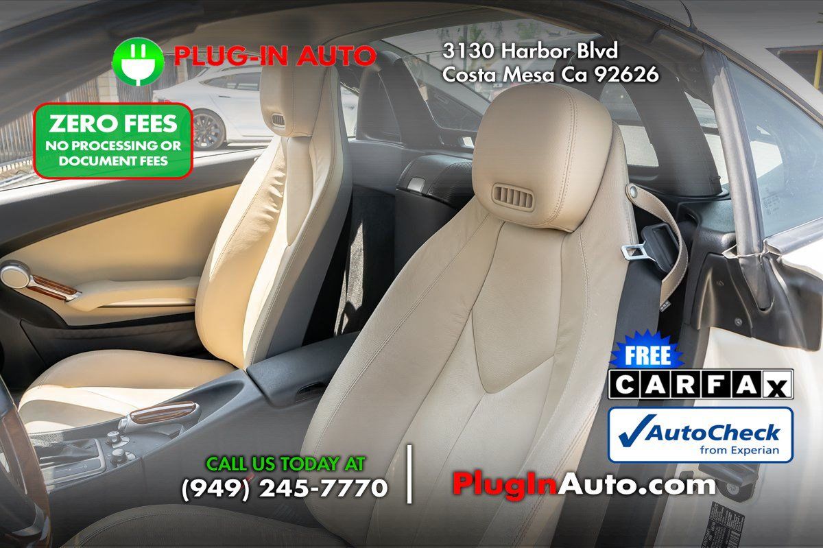 Used 2011 Mercedes-Benz SLK 300 image 8