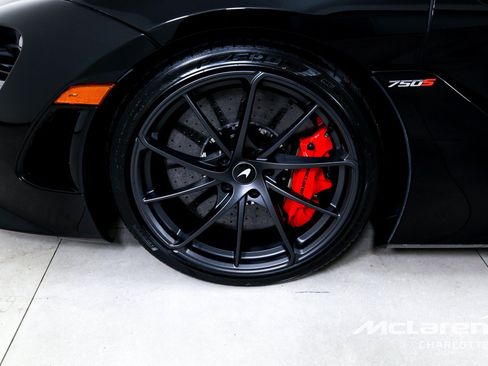 New 2026 McLaren 750S Spider RWD image 27