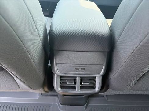New 2027 Chevrolet Equinox LT w/ Safety and Technology Package FWD image 13