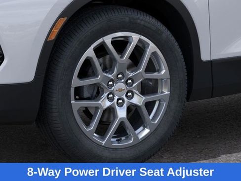 New 2025 Chevrolet Blazer LT w/ Convenience Package image 10