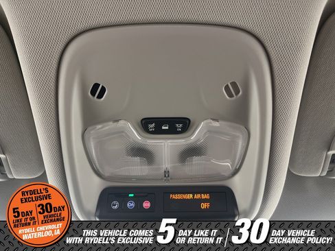 Certified 2025 Chevrolet TrailBlazer LT w/ Driver Confidence Package image 40