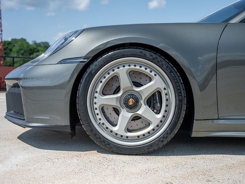 Used 2026 Porsche 911 Carrera GTS RWD image 13