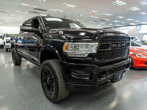 Used 2020 RAM 2500 Limited image 3