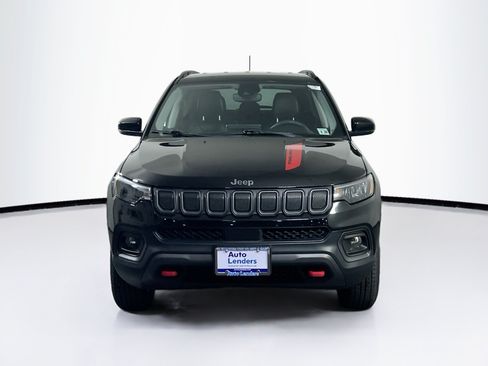 Used 2022 Jeep Compass Trailhawk AWD/4WD image 2