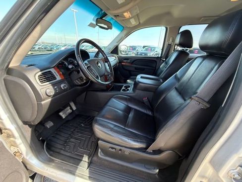 Used 2010 Chevrolet Silverado 1500 LTZ w/ Convenience Package image 12