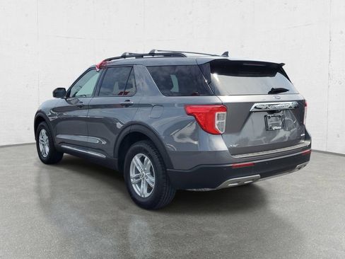 Used 2023 Ford Explorer XLT w/ Equipment Group 202A AWD/4WD image 5